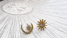 Indlæs billede til gallerivisning Mix & match! Sol & måne ørestikkere m/sten Sterling sølv
