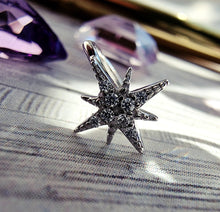 Indlæs billede til gallerivisning HOT! HOT! Fede earcuff med glitterende sten! Sterling sølv