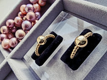 Indlæs billede til gallerivisning Trendy minimalistisk "free size" ring. Sterling sølv, guldbelagt