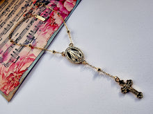 Indlæs billede til gallerivisning Smukt rosenkrans insp. armbånd! Sterling sølv/guldbelagt.