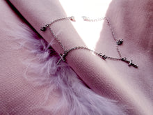 Indlæs billede til gallerivisning Armbånd med små kors og glitrende sten Sterling sølv