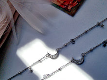 Indlæs billede til gallerivisning Måne & stjerne armbånd med funklende sten! Sterling sølv