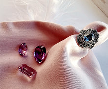 Indlæs billede til gallerivisning Smuk håndlavet statement ring med facetslebet topas!