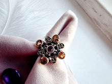 Indlæs billede til gallerivisning Smuk håndlavet statement ring med facetslebet ametyst og citrin!