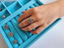 Indlæs billede til gallerivisning Unikum! Håndlavet statement ring med facetslebet citrin!