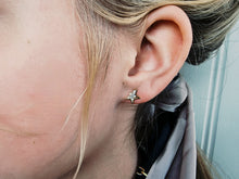 Indlæs billede til gallerivisning !HOT HOT! Halve stjerner ørestikkere m/sten Sterling sølv