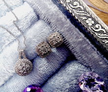 Indlæs billede til gallerivisning Firkantede diamant ørestikkere