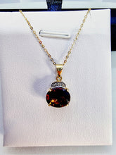 Indlæs billede til gallerivisning 10 karat guld vedhæng røg kvarts & diamanter