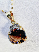 Indlæs billede til gallerivisning 10 karat guld vedhæng røg kvarts & diamanter