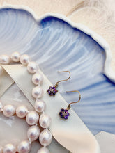 Indlæs billede til gallerivisning 10 karat guld blomster med ametyst & diamant