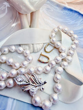 Indlæs billede til gallerivisning 10 karat guld hoops med rubiner & diamanter