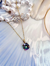 Indlæs billede til gallerivisning 10 karat guld vedhæng firkantede mystisk topas