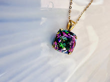 Indlæs billede til gallerivisning 10 karat guld vedhæng firkantede mystisk topas