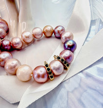 Indlæs billede til gallerivisning 10 karat guld hoops med safir