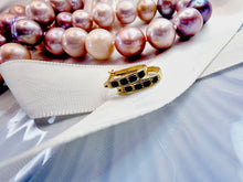 Indlæs billede til gallerivisning 10 karat guld hoops med safir