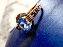 Indlæs billede til gallerivisning Blå topas & diamantring 10 karat guld 46% rabat!