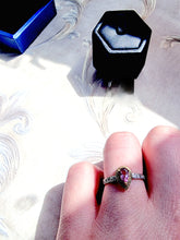 Indlæs billede til gallerivisning Pink topas & diamantring 10 karat guld