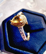 Indlæs billede til gallerivisning Citrin & diamantring 10 karat guld 46% rabat!