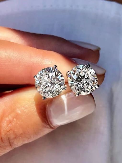 Solitaire ørestikkere Moissanite 