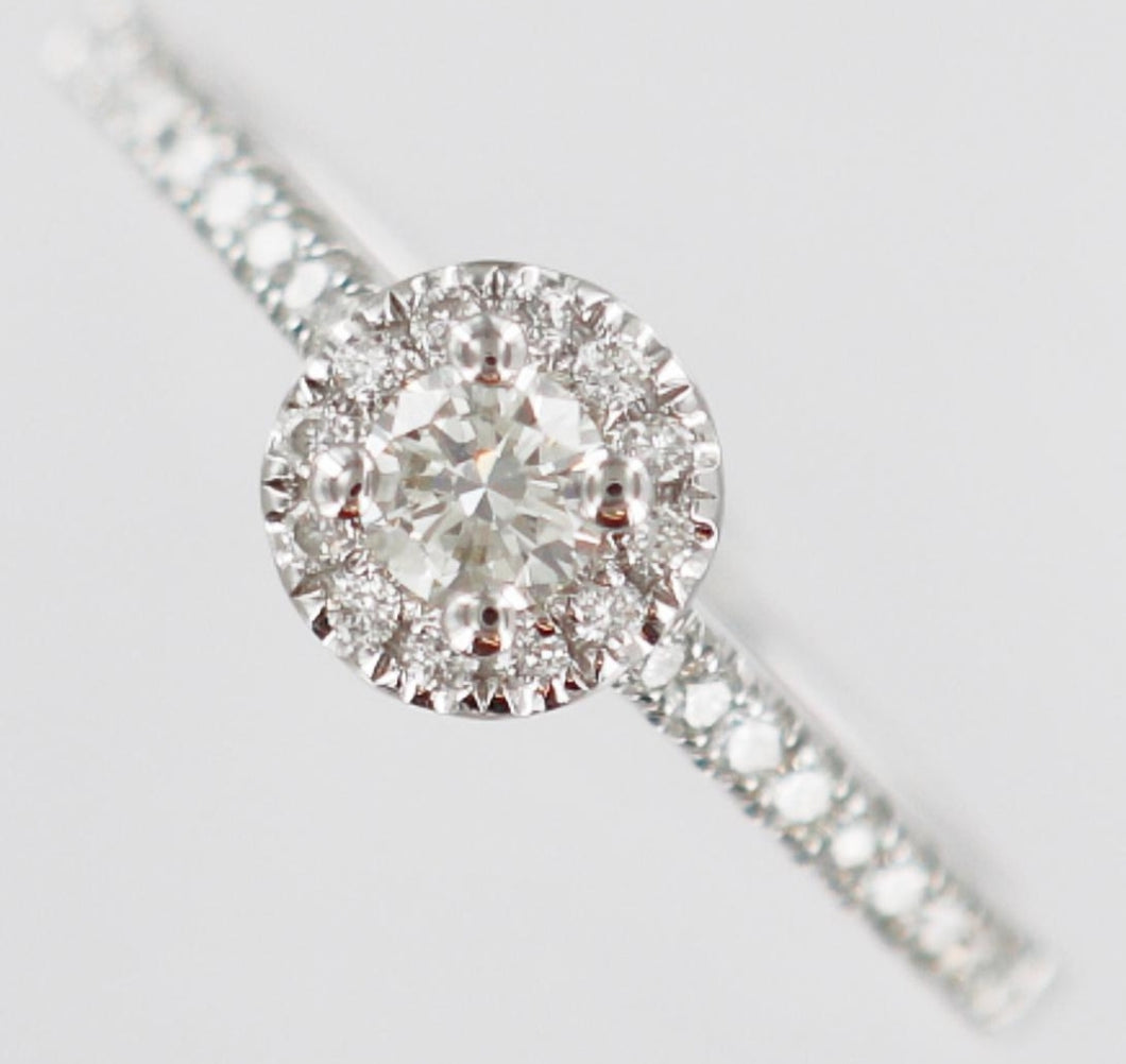 18 karat diamant ring. GIA certifikat